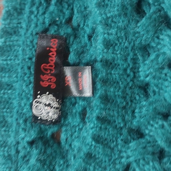 💟Sweater - Picture 2 of 8